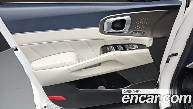 Kia Sorento — фото 24