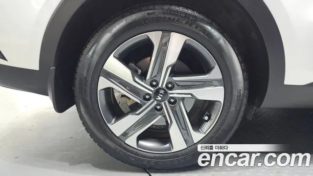 Kia Sorento — фото 4
