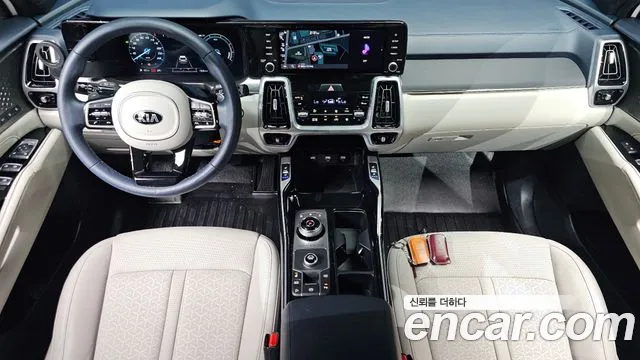 Kia Sorento — фото 6
