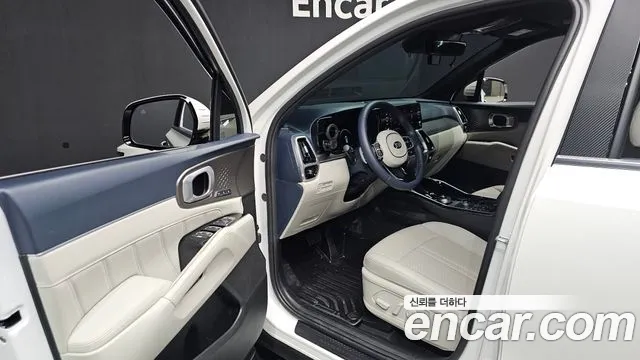Kia Sorento — фото 9