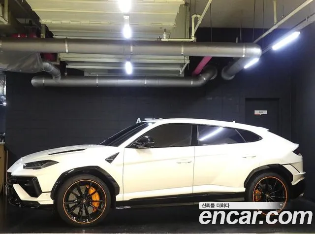 Lamborghini Urus — фото 3
