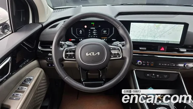 Kia Carnival — фото 13