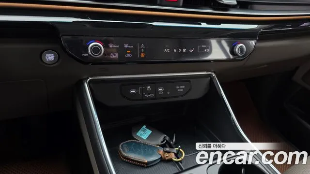 Kia Carnival — фото 19