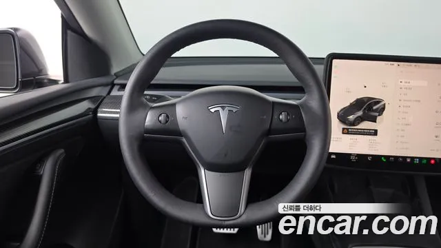 Tesla Model Y — фото 13