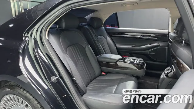 Genesis G90 — фото 11