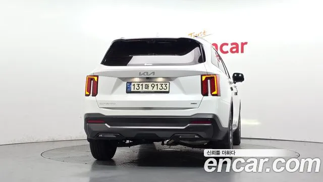 Kia Sorento — фото 4