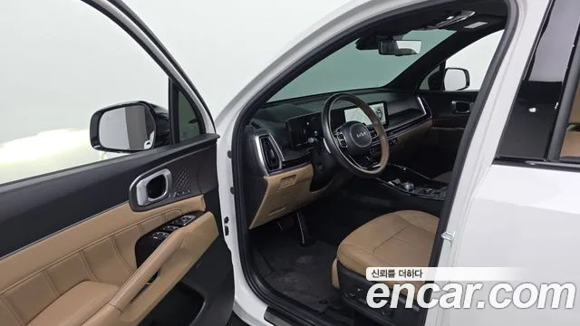 Kia Sorento — фото 10