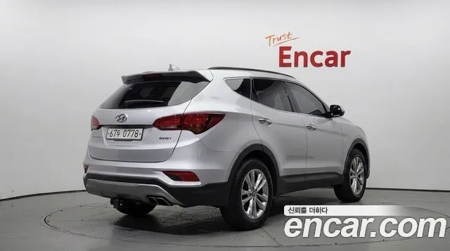 Hyundai Santa Fe — фото 2