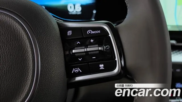 Kia Carnival — фото 17
