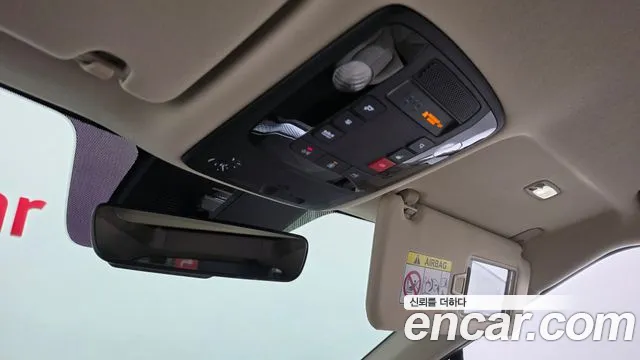 Kia Carnival — фото 27