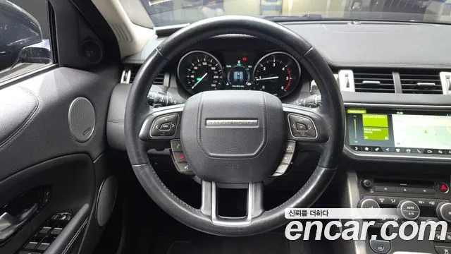 Land Rover Range Rover Evoque — фото 13