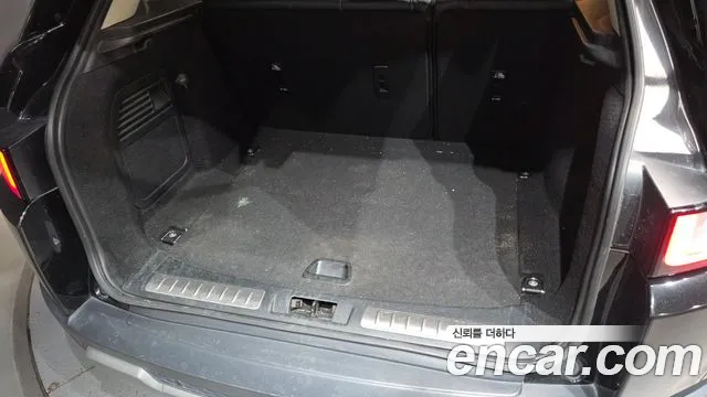 Land Rover Range Rover Evoque — фото 20