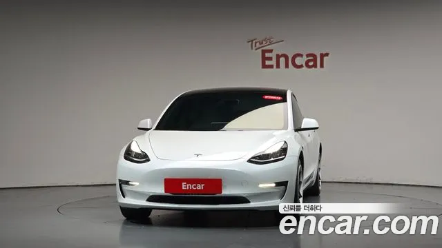 Tesla Model 3 — фото 2