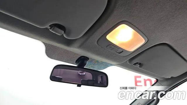 Hyundai Starex — фото 19