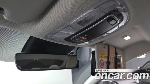 Hyundai Avante — фото 18