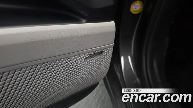 Hyundai Avante — фото 19