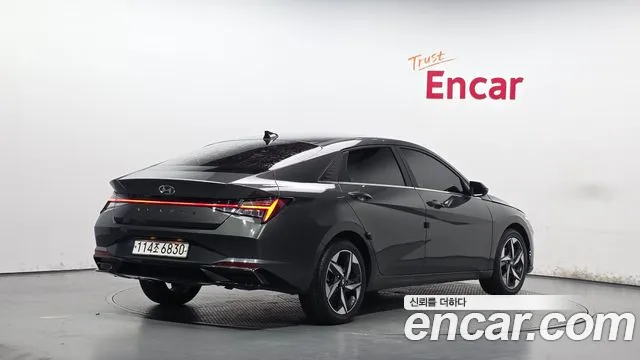 Hyundai Avante — фото 2