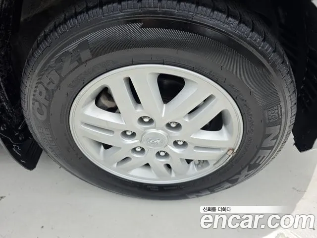 Hyundai Starex — фото 14