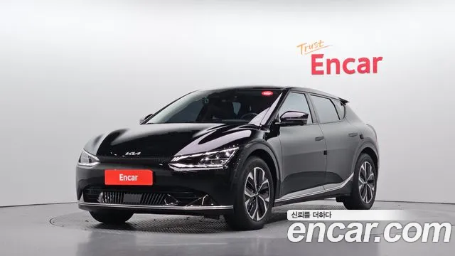 Kia EV6 — фото 1