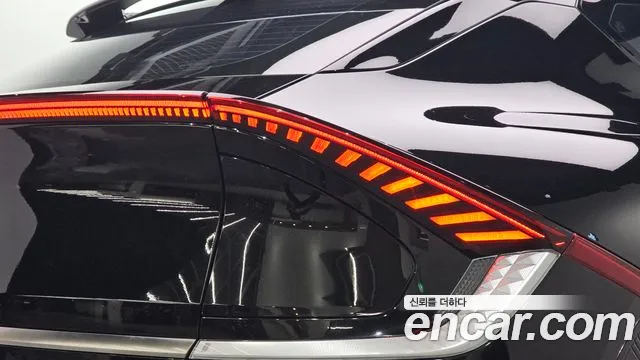 Kia EV6 — фото 23
