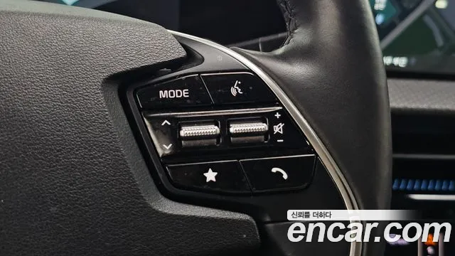 Kia EV6 — фото 32