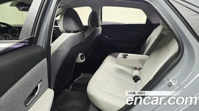 Hyundai Avante — фото 11