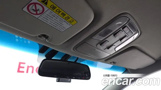 Kia Carnival — фото 18