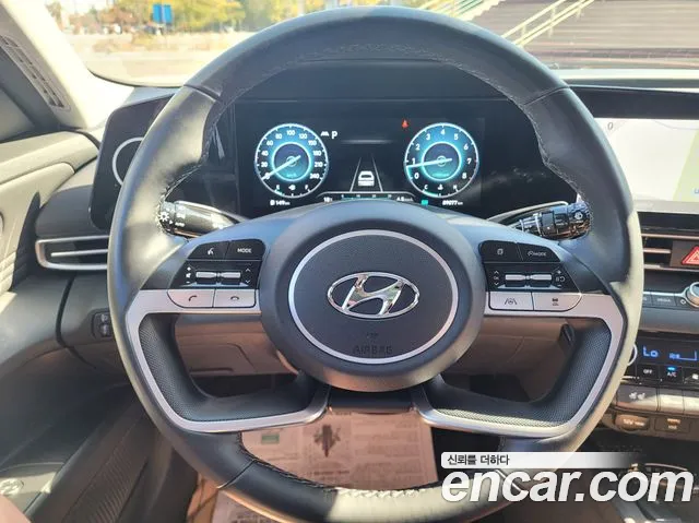 Hyundai Avante — фото 12