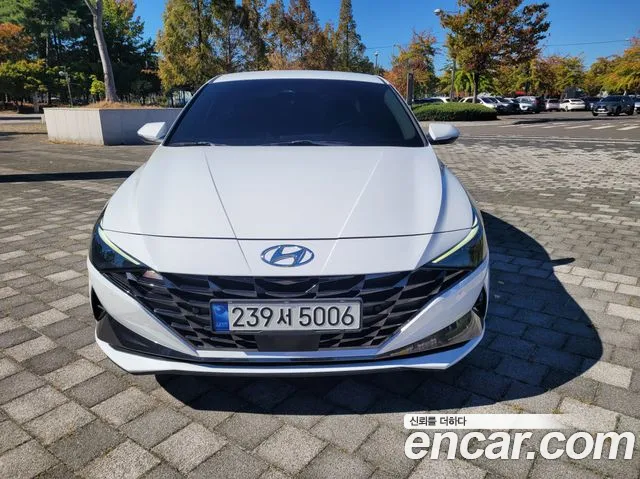 Hyundai Avante — фото 2