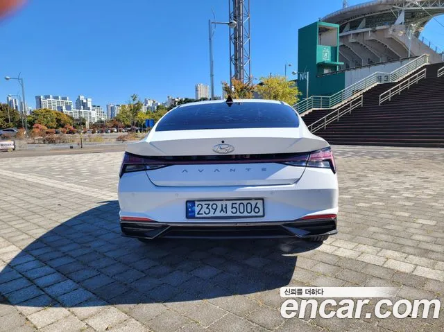 Hyundai Avante — фото 5
