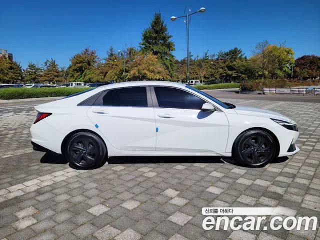 Hyundai Avante — фото 7