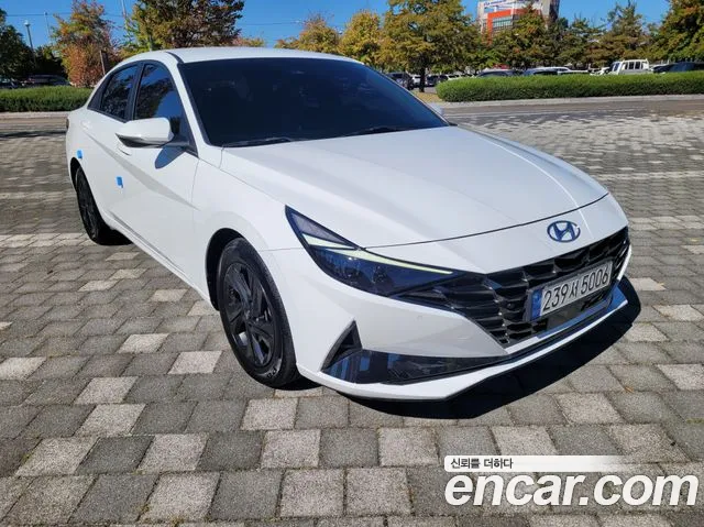 Hyundai Avante — фото 8