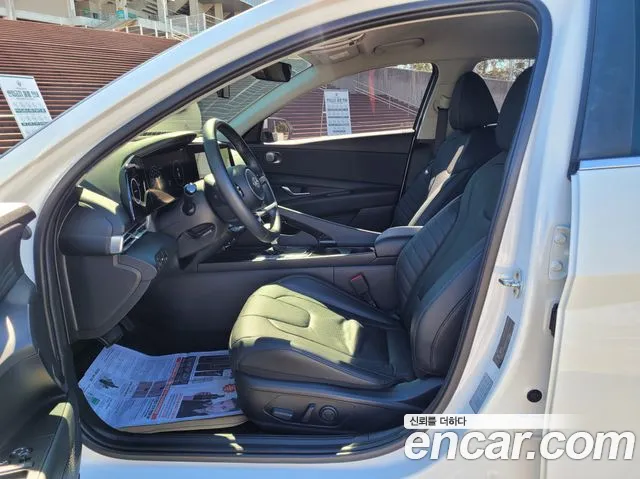 Hyundai Avante — фото 10