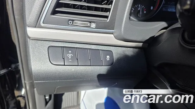 Hyundai Avante — фото 19