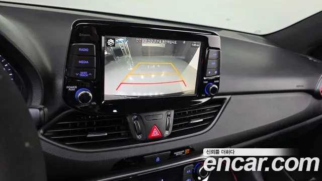 Hyundai i30 — фото 16