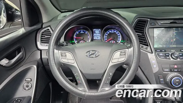 Hyundai Santa Fe — фото 15