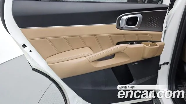 Kia Sorento — фото 25