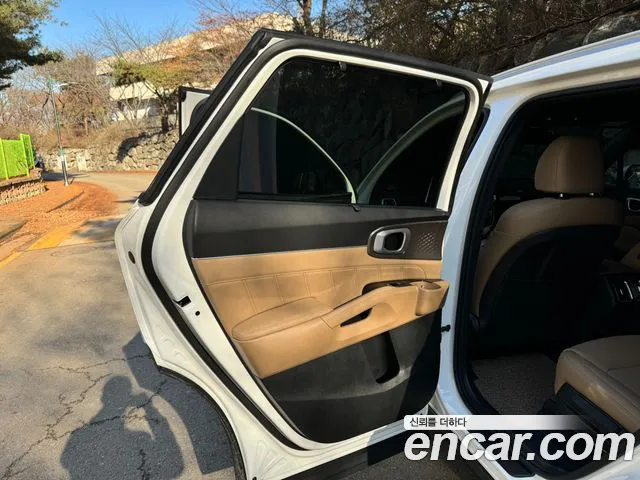 Kia Sorento — фото 14