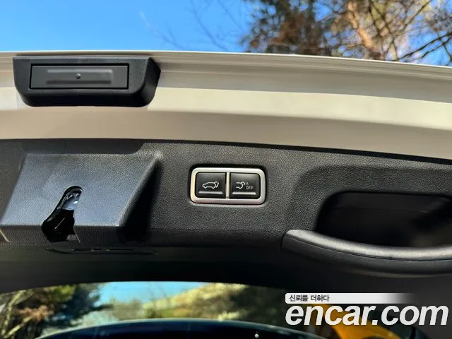 Kia Sorento — фото 16