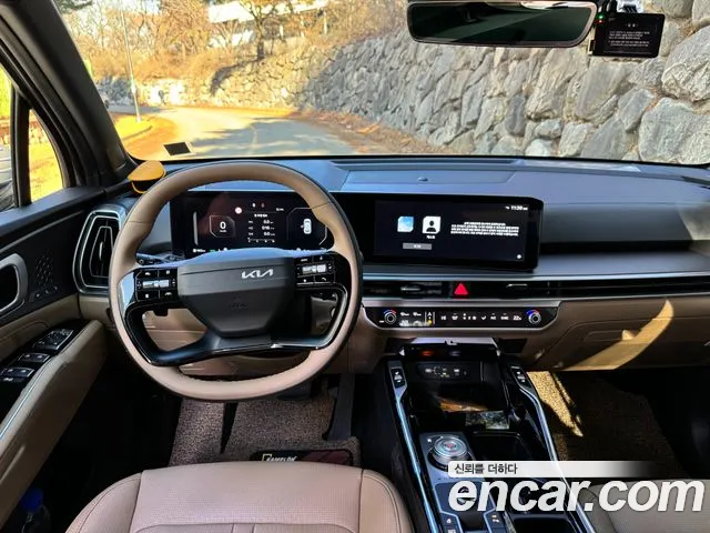 Kia Sorento — фото 7