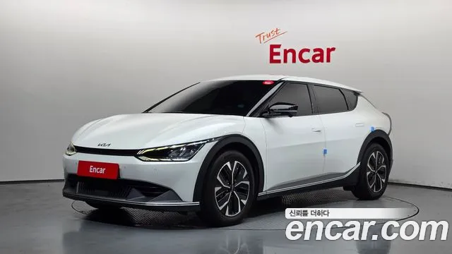 Kia EV6 — фото 1