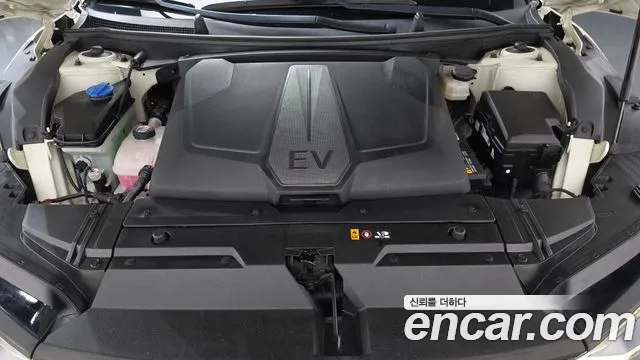 Kia EV6 — фото 6