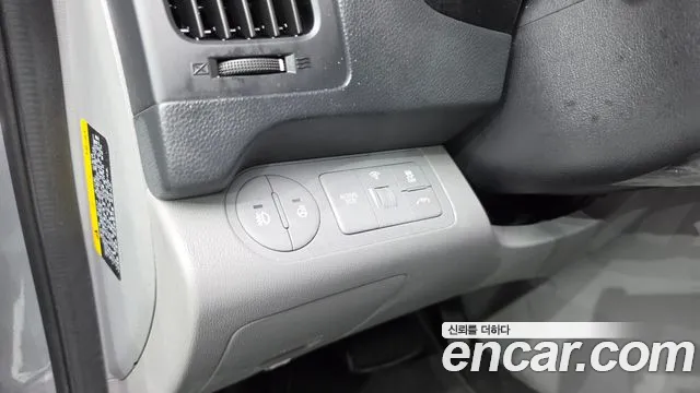 Hyundai Starex — фото 16