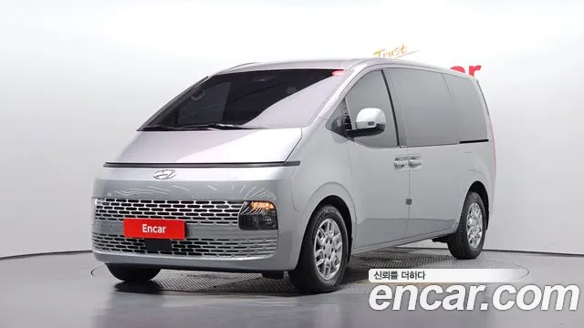 Hyundai Staria — фото 1