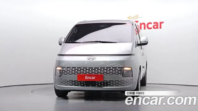 Hyundai Staria — фото 3