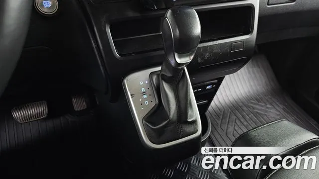 Hyundai Staria — фото 9