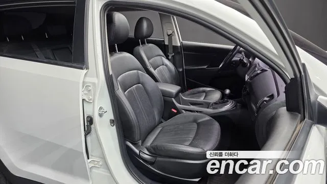 Kia Sportage — фото 26