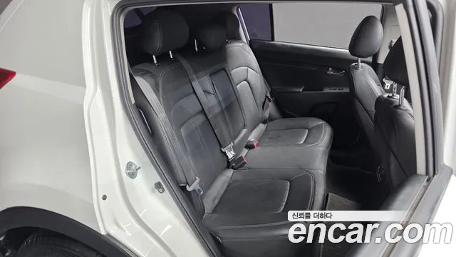 Kia Sportage — фото 27