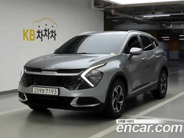 Kia Sportage — фото 1