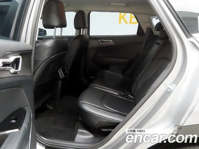 Kia Sportage — фото 15